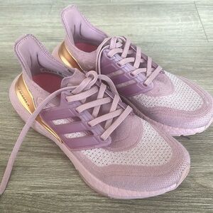 Adidas Ultraboost Sneakers Women’s Size 6.5